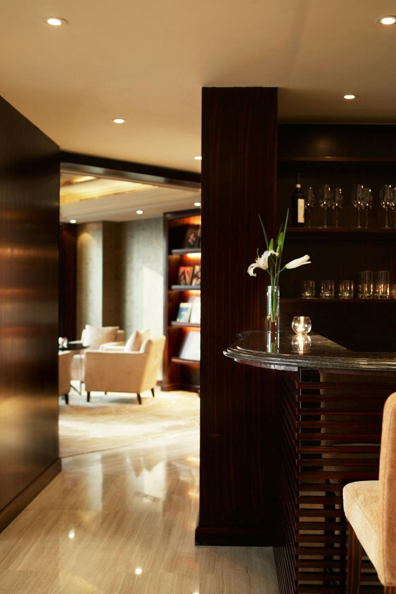 Sheraton Shenzhen Futian Hotel Exteriör bild